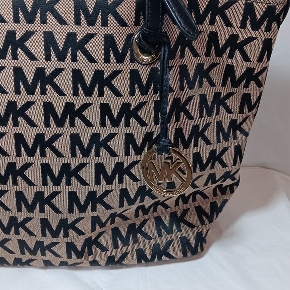 MICHAEL KORS Jet Set Signature Grab Bag Tote Tan/Black Jacquard and Leather - Picture 4 of 12